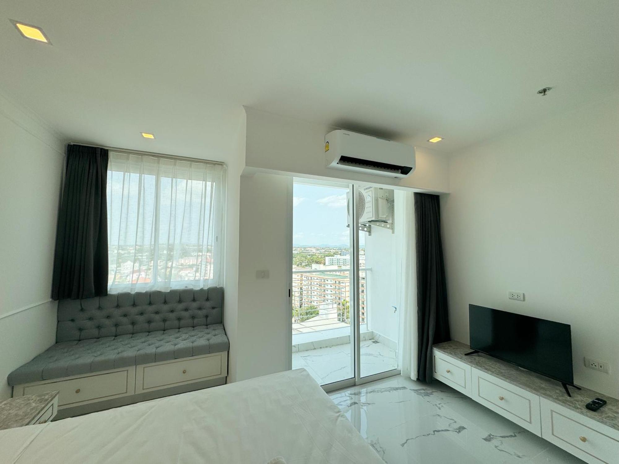 The Empire Chic Residence Jomtien & Yahaha 외부 사진